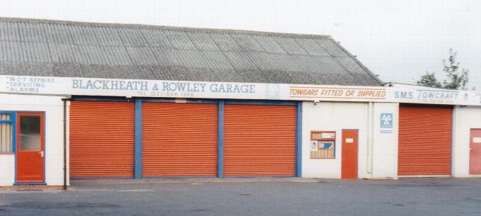 Motor Garage selling Towing Accessories and Towbar Fitting