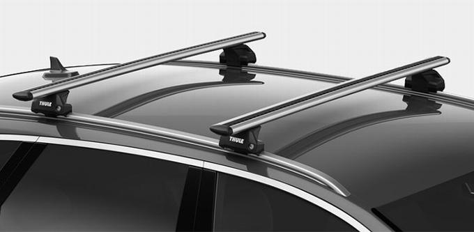 Thule roof bars on car